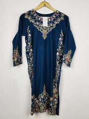 Buy online pre-used pre-loved 100% authentic & Original branded Balry Jan (WBK-3337) available in Pakistan. Top international brands avilable.