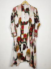 Buy online pre-used pre-loved 100% authentic & Original branded Khaadi (WBK-3353) available in Pakistan. Top international brands avilable.