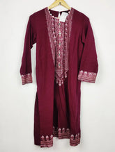Buy online pre-used pre-loved 100% authentic & Original branded Cross Stitch (WBK-3386) available in Pakistan. Top international brands avilable.