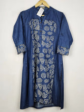 Buy online pre-used pre-loved 100% authentic & Original branded Unknown Brand (WBK-3390) available in Pakistan. Top international brands avilable.