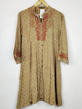 Buy online pre-used pre-loved 100% authentic & Original branded Ethnic (WBK-3431) available in Pakistan. Top international brands avilable.