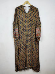 Buy online pre-used pre-loved 100% authentic & Original branded Khaadi (WBK-3451) available in Pakistan. Top international brands avilable.