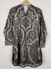Buy online pre-used pre-loved 100% authentic & Original branded Khaadi (WBK-3472) available in Pakistan. Top international brands avilable.