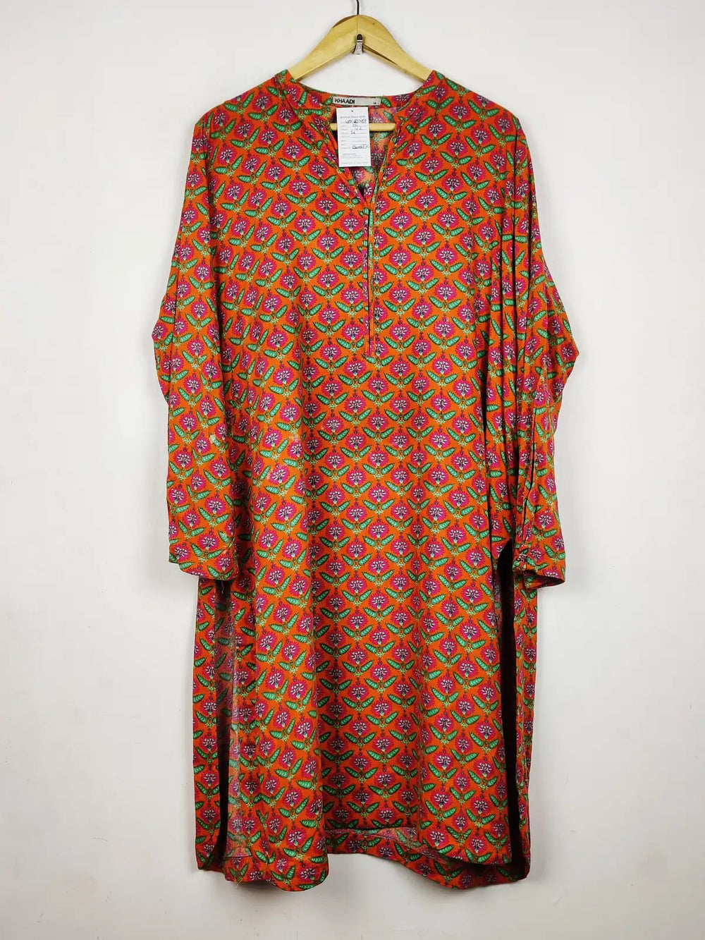 Buy online pre-used pre-loved 100% authentic & Original branded Khaadi (WBK-3489) available in Pakistan. Top international brands avilable.