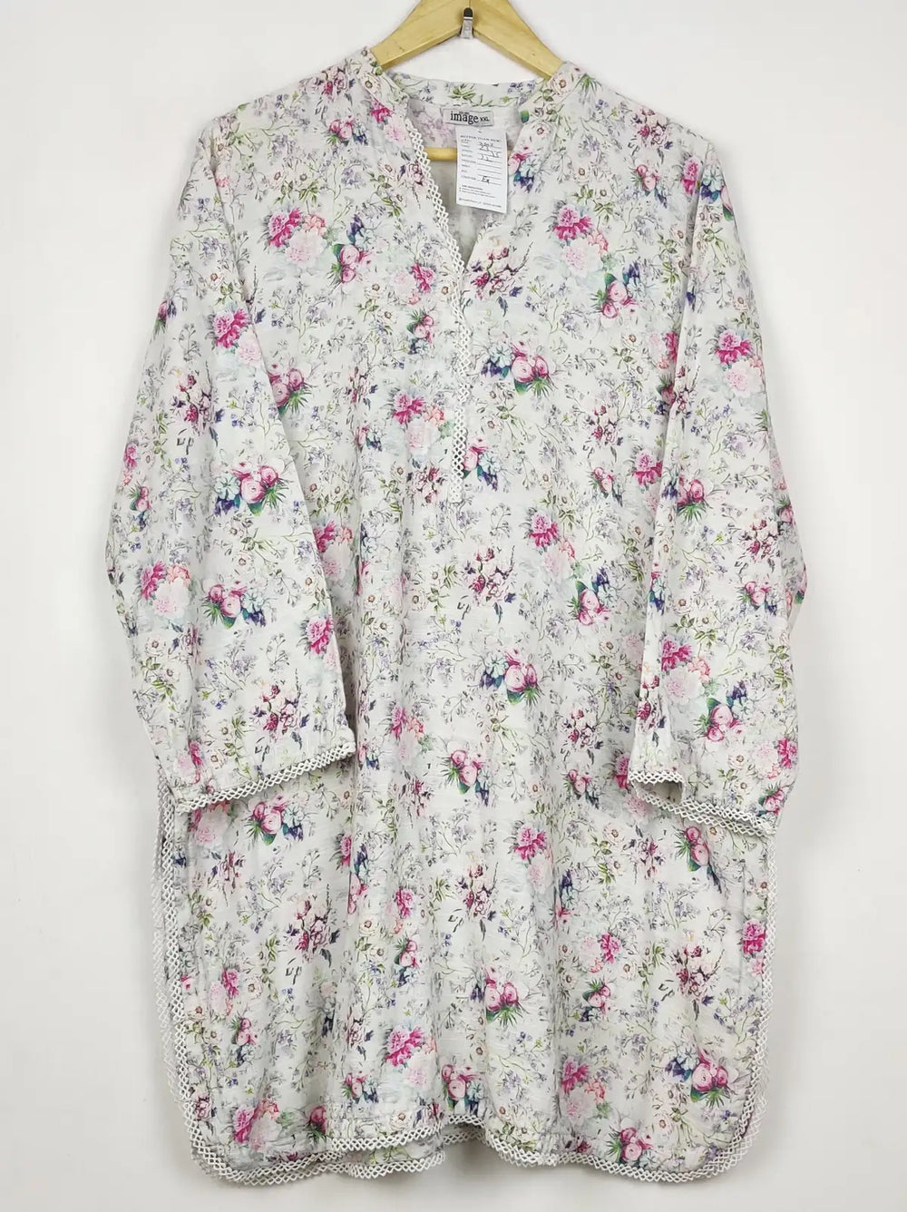 Buy online pre-used pre-loved 100% authentic & Original branded Image (WBK-3502) available in Pakistan. Top international brands avilable.