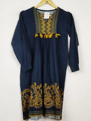 Buy online pre-used pre-loved 100% authentic & Original branded Unknown Brand (WBK-3518) available in Pakistan. Top international brands avilable.