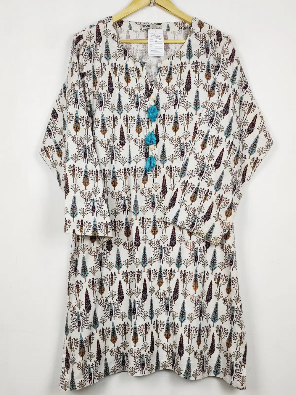 Buy online pre-used pre-loved 100% authentic & Original branded Khaadi (WBK-3632) available in Pakistan. Top international brands avilable.