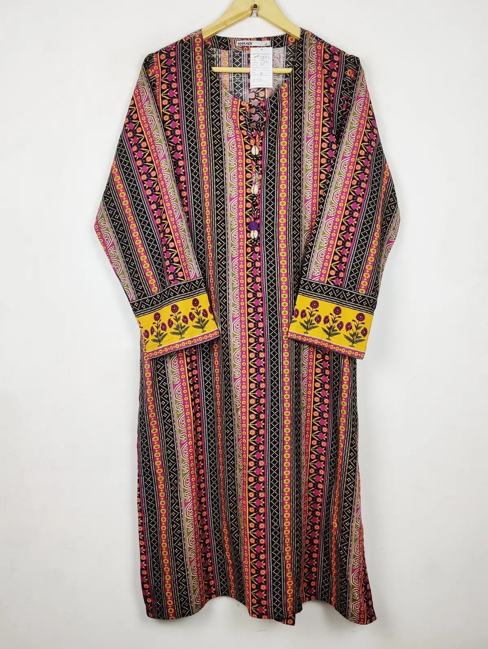 Buy online pre-used pre-loved 100% authentic & Original branded Khaadi (WBK-3687) available in Pakistan. Top international brands avilable.