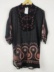 Buy online pre-used pre-loved 100% authentic & Original branded Ethnic (WBK-3700) available in Pakistan. Top international brands avilable.
