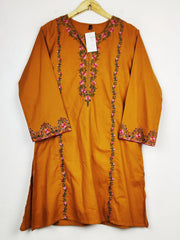 Buy online pre-used pre-loved 100% authentic & Original branded Unknown Brand (WBK-3748) available in Pakistan. Top international brands avilable.
