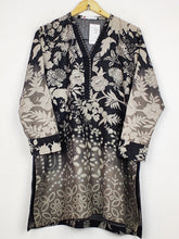 Buy online pre-used pre-loved 100% authentic & Original branded Khaadi (WBK-3778) available in Pakistan. Top international brands avilable.