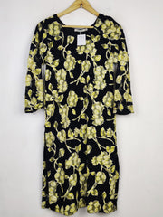 Buy online pre-used pre-loved 100% authentic & Original branded Edenrobe (WBK-3813) available in Pakistan. Top international brands avilable.