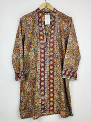 Buy online pre-used pre-loved 100% authentic & Original branded Unknown Brand (WBK-3822) available in Pakistan. Top international brands avilable.