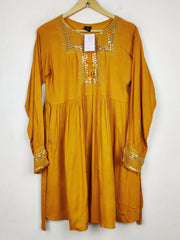 Buy online pre-used pre-loved 100% authentic & Original branded Ansar Fashion (WBK-3835) available in Pakistan. Top international brands avilable.