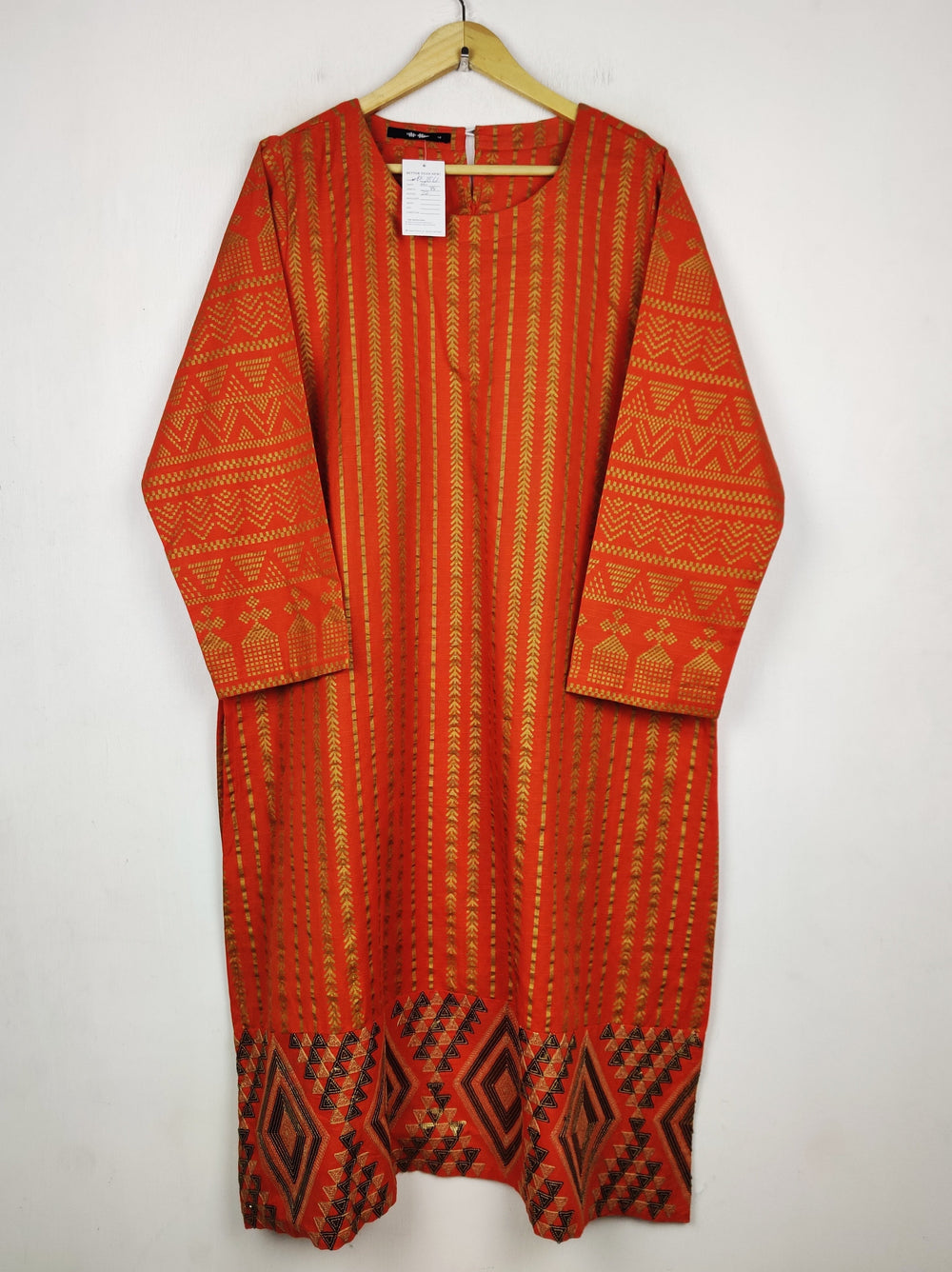 Buy online pre-used pre-loved 100% authentic & Original branded Khaadi (WBK-3861) available in Pakistan. Top international brands avilable.