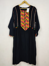 Buy online pre-used pre-loved 100% authentic & Original branded Unknown Brand (WBK-3919) available in Pakistan. Top international brands avilable.