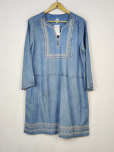 Buy online pre-used pre-loved 100% authentic & Original branded Unknown Brand (WBK-3959) available in Pakistan. Top international brands avilable.