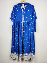Buy online pre-used pre-loved 100% authentic & Original branded Khaadi (WBK-3985) available in Pakistan. Top international brands avilable.