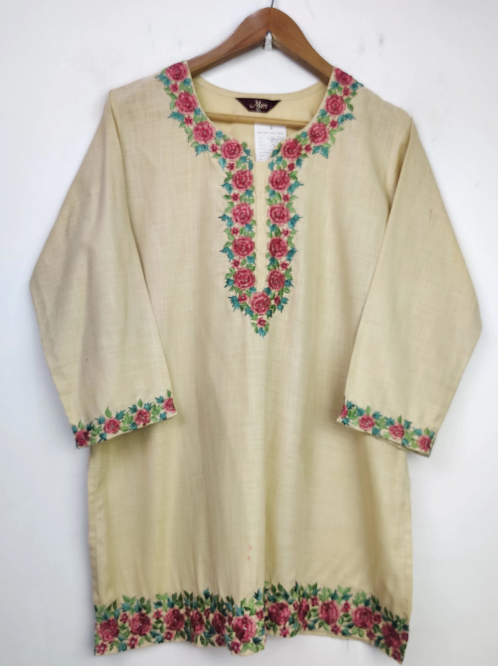 Buy online pre-used pre-loved 100% authentic & Original branded Mars (WBK-506) available in Pakistan. Top international brands avilable.