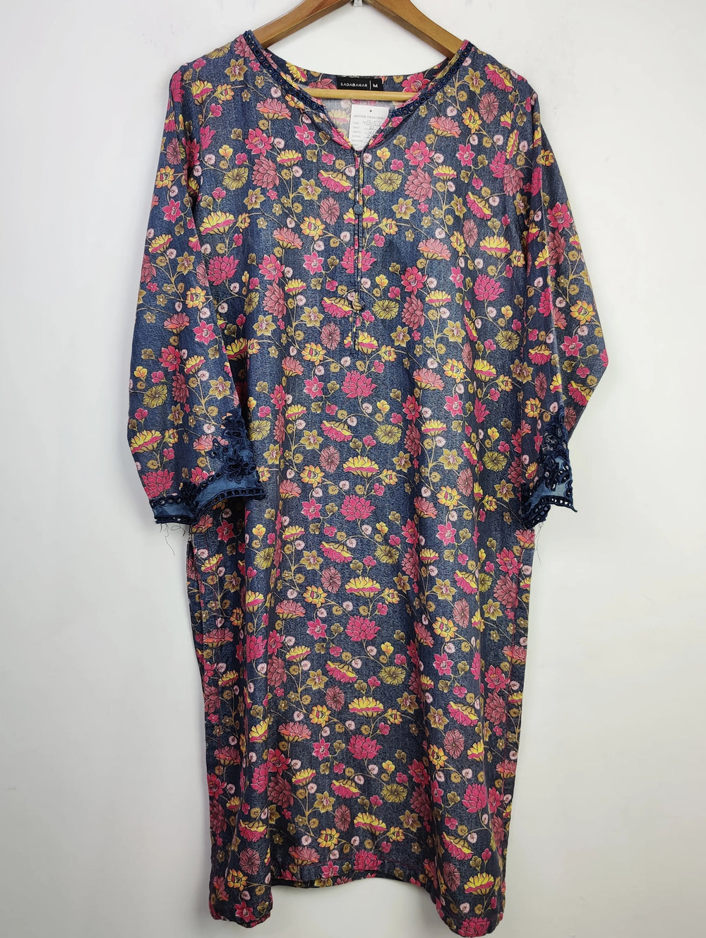 Buy online pre-used pre-loved 100% authentic & Original branded Sada Bahar (WBK-532) available in Pakistan. Top international brands avilable.