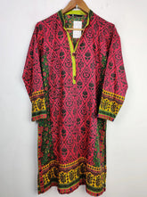 Buy online pre-used pre-loved 100% authentic & Original branded Nishat Linen (WBK-534) available in Pakistan. Top international brands avilable.