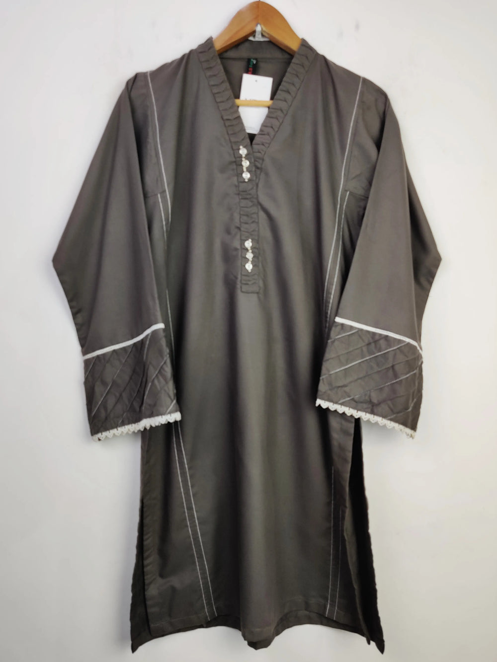 Buy online pre-used pre-loved 100% authentic & Original branded Dars Fabricon (WBK-567) available in Pakistan. Top international brands avilable.