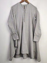 Buy online pre-used pre-loved 100% authentic & Original branded Sapphire (WBK-590) available in Pakistan. Top international brands avilable.