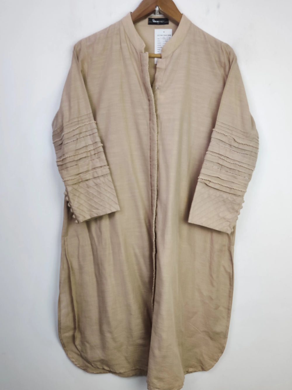 Buy online pre-used pre-loved 100% authentic & Original branded Ideas (WBK-594) available in Pakistan. Top international brands avilable.