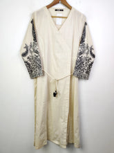 Buy online pre-used pre-loved 100% authentic & Original branded Khaadi (WBK-639) available in Pakistan. Top international brands avilable.