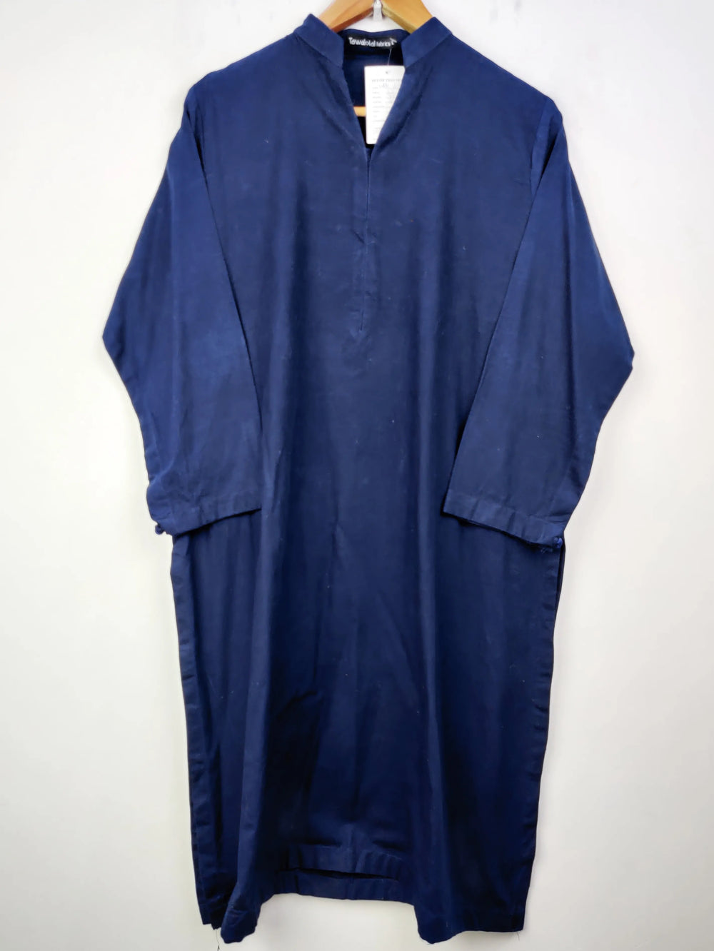 Buy online pre-used pre-loved 100% authentic & Original branded Tawakkal (WBK-679) available in Pakistan. Top international brands avilable.