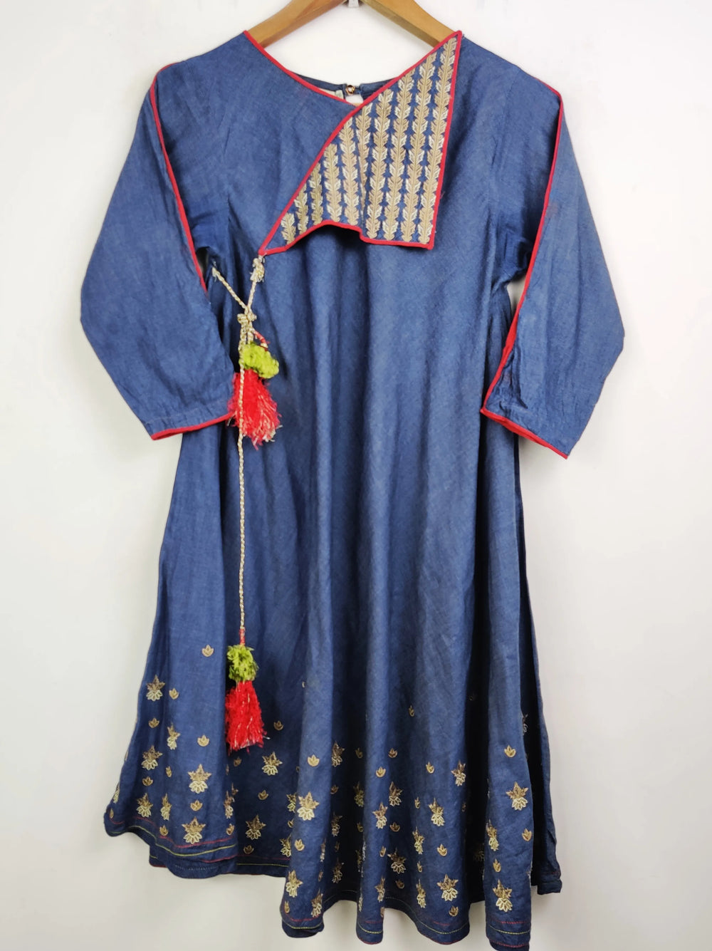 Buy online pre-used pre-loved 100% authentic & Original branded Edenrobe (WBK-709) available in Pakistan. Top international brands avilable.