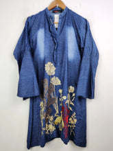 Buy online pre-used pre-loved 100% authentic & Original branded Candle Light (WBK-718) available in Pakistan. Top international brands avilable.