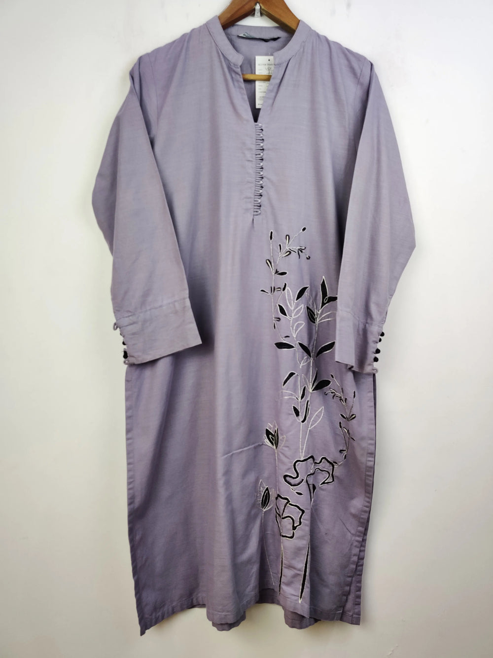 Buy online pre-used pre-loved 100% authentic & Original branded Beechtree (WBK-813) available in Pakistan. Top international brands avilable.