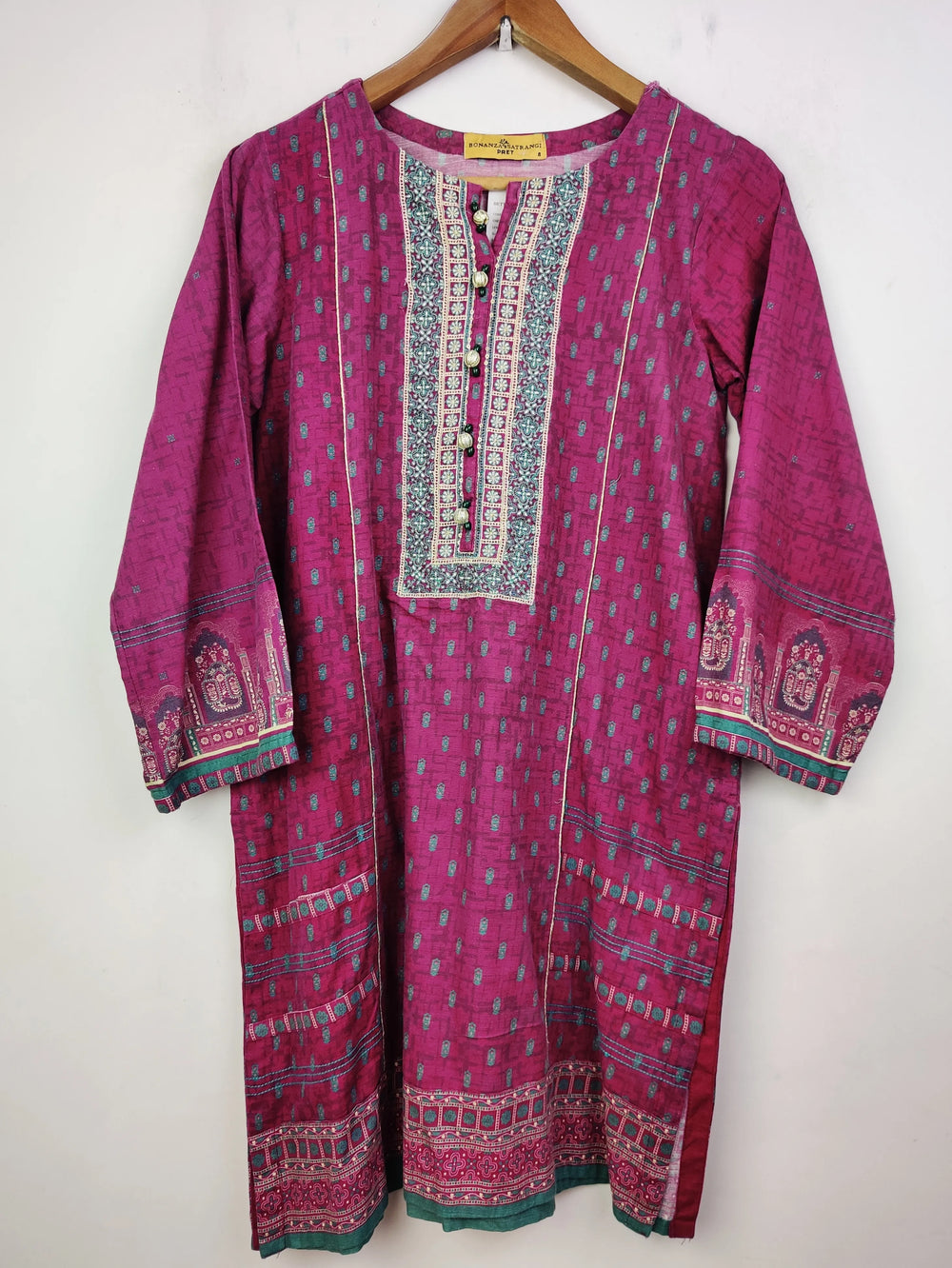 Buy online pre-used pre-loved 100% authentic & Original branded Bonanza Satrangi (WBK-823) available in Pakistan. Top international brands avilable.