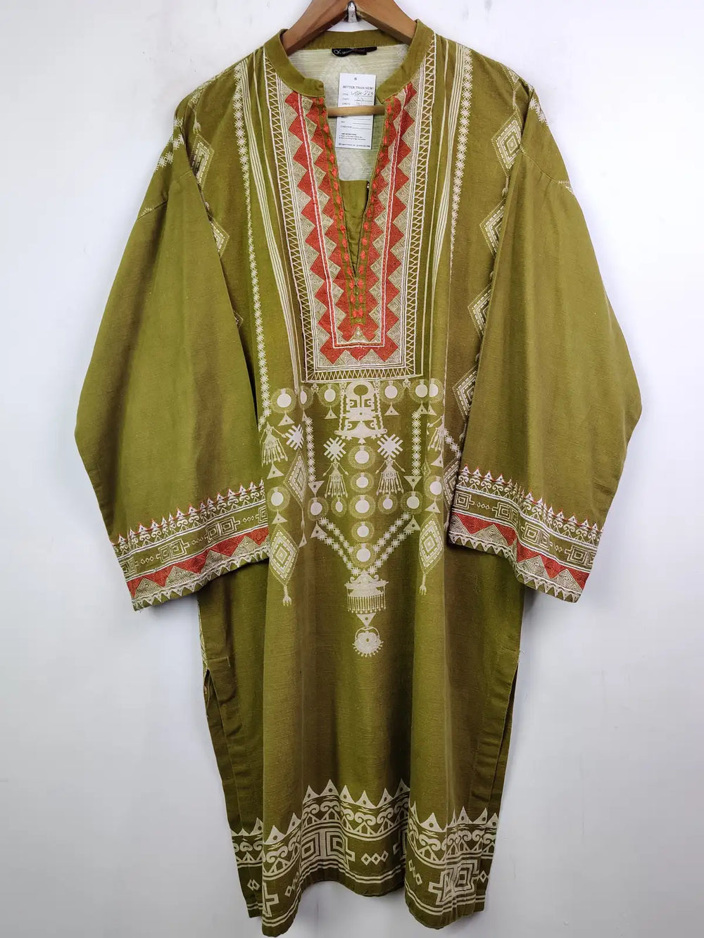 Buy online pre-used pre-loved 100% authentic & Original branded Alkaram Studio (WBK-869) available in Pakistan. Top international brands avilable.