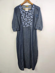 Buy online pre-used pre-loved 100% authentic & Original branded Aurelia (WBK-918) available in Pakistan. Top international brands avilable.