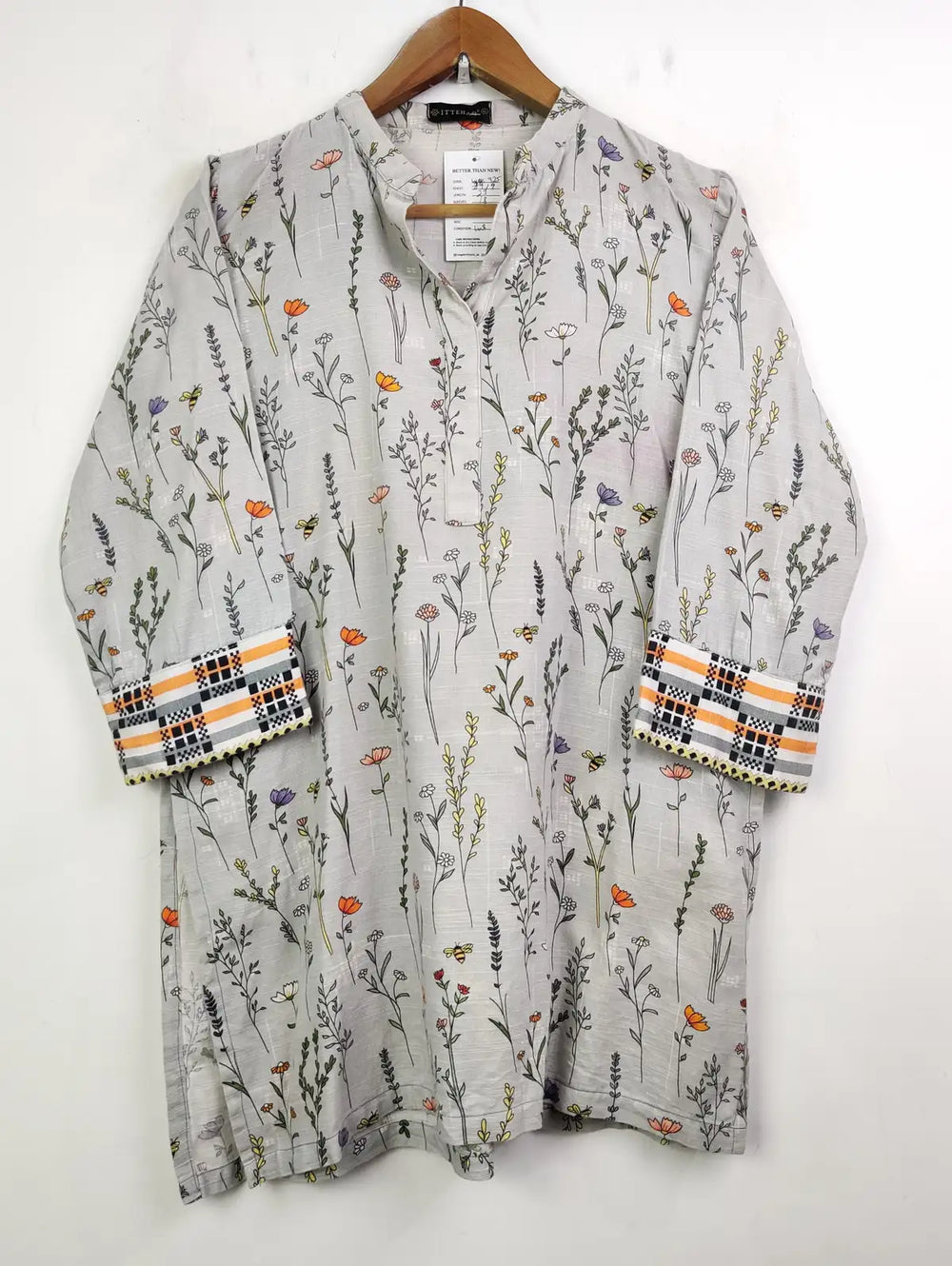 Buy online pre-used pre-loved 100% authentic & Original branded Ittehad (WBK-925) available in Pakistan. Top international brands avilable.