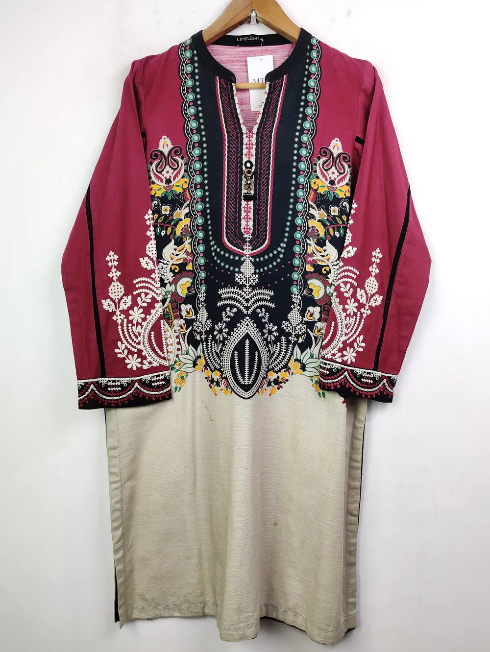 Buy online pre-used pre-loved 100% authentic & Original branded Limelight (WBK-946) available in Pakistan. Top international brands avilable.