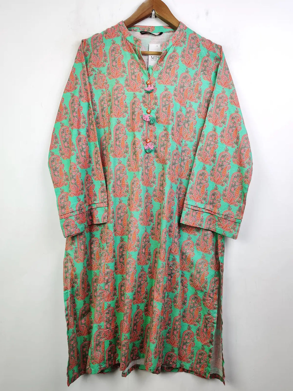 Buy online pre-used pre-loved 100% authentic & Original branded Beechtree (WBK-966) available in Pakistan. Top international brands avilable.