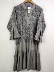 Buy online pre-used pre-loved 100% authentic & Original branded Sana Safinaz (WBK-971) available in Pakistan. Top international brands avilable.