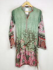 Buy online pre-used pre-loved 100% authentic & Original branded Khas Pret (WBK-997) available in Pakistan. Top international brands avilable.