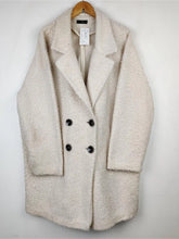 Buy online pre-used pre-loved 100% authentic & Original branded F&F (WC-1568) available in Pakistan. Top international brands avilable.