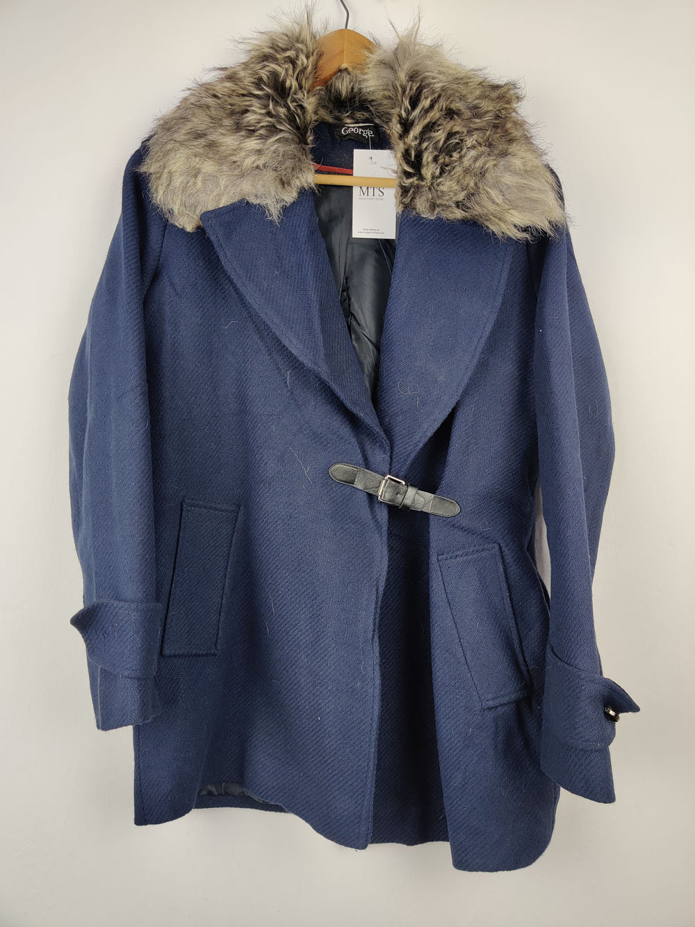 Buy online pre-used pre-loved 100% authentic & Original branded George (WC-1829) available in Pakistan. Top international brands avilable.