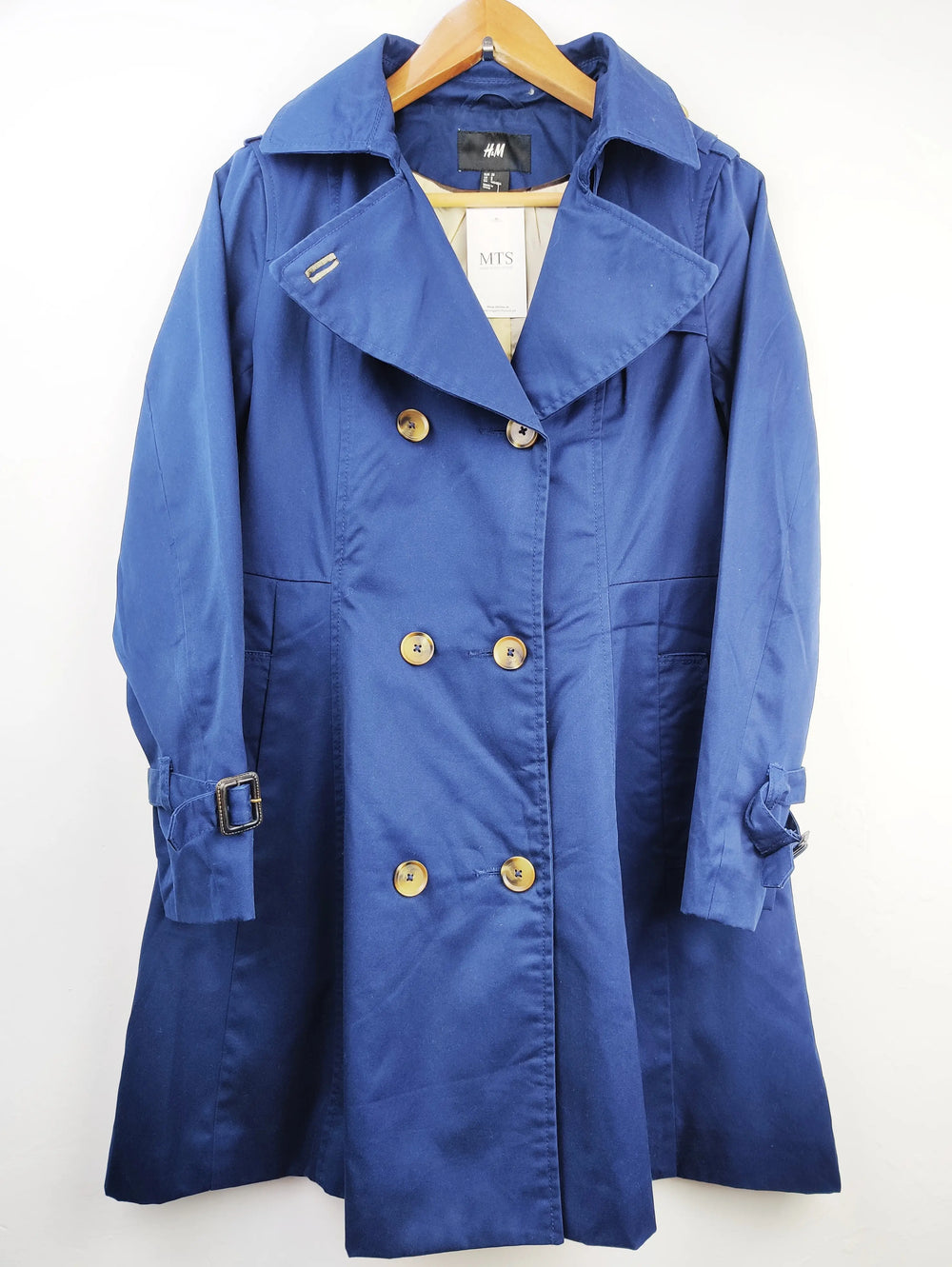 Buy online pre-used pre-loved 100% authentic & Original branded H&M (WC-1955) available in Pakistan. Top international brands avilable.