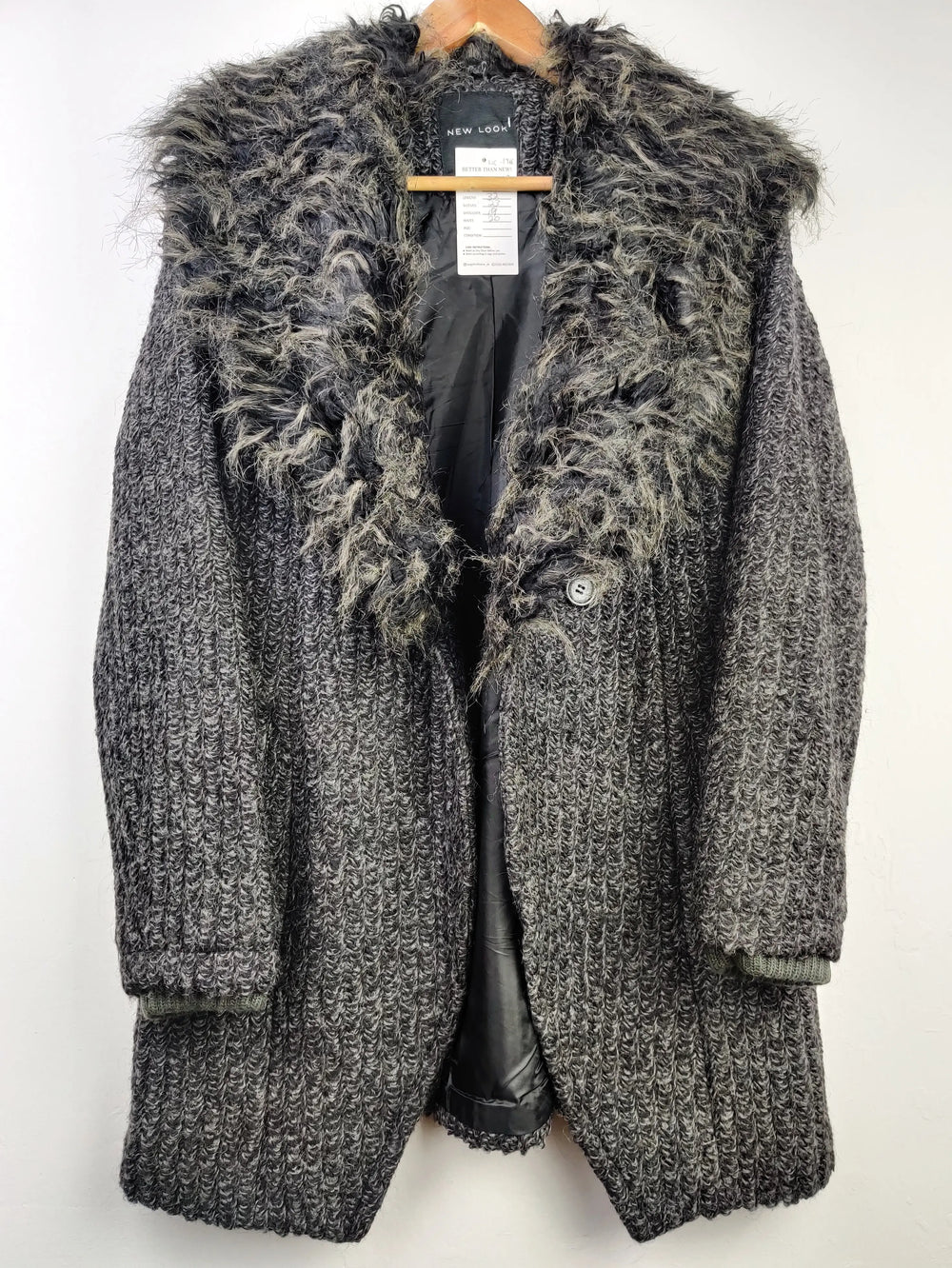 Buy online pre-used pre-loved 100% authentic & Original branded New Look (WC-1966) available in Pakistan. Top international brands avilable.