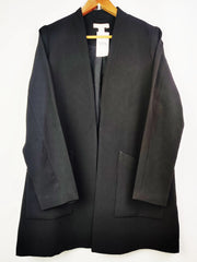 Buy online pre-used pre-loved 100% authentic & Original branded H&M (WC-1982) available in Pakistan. Top international brands avilable.