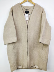 Buy online pre-used pre-loved 100% authentic & Original branded Autograph (WC-2004) available in Pakistan. Top international brands avilable.