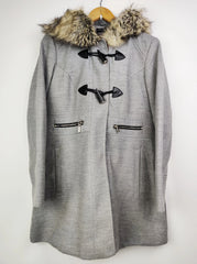 Buy online pre-used pre-loved 100% authentic & Original branded Miss Selfridge (WC-2019) available in Pakistan. Top international brands avilable.