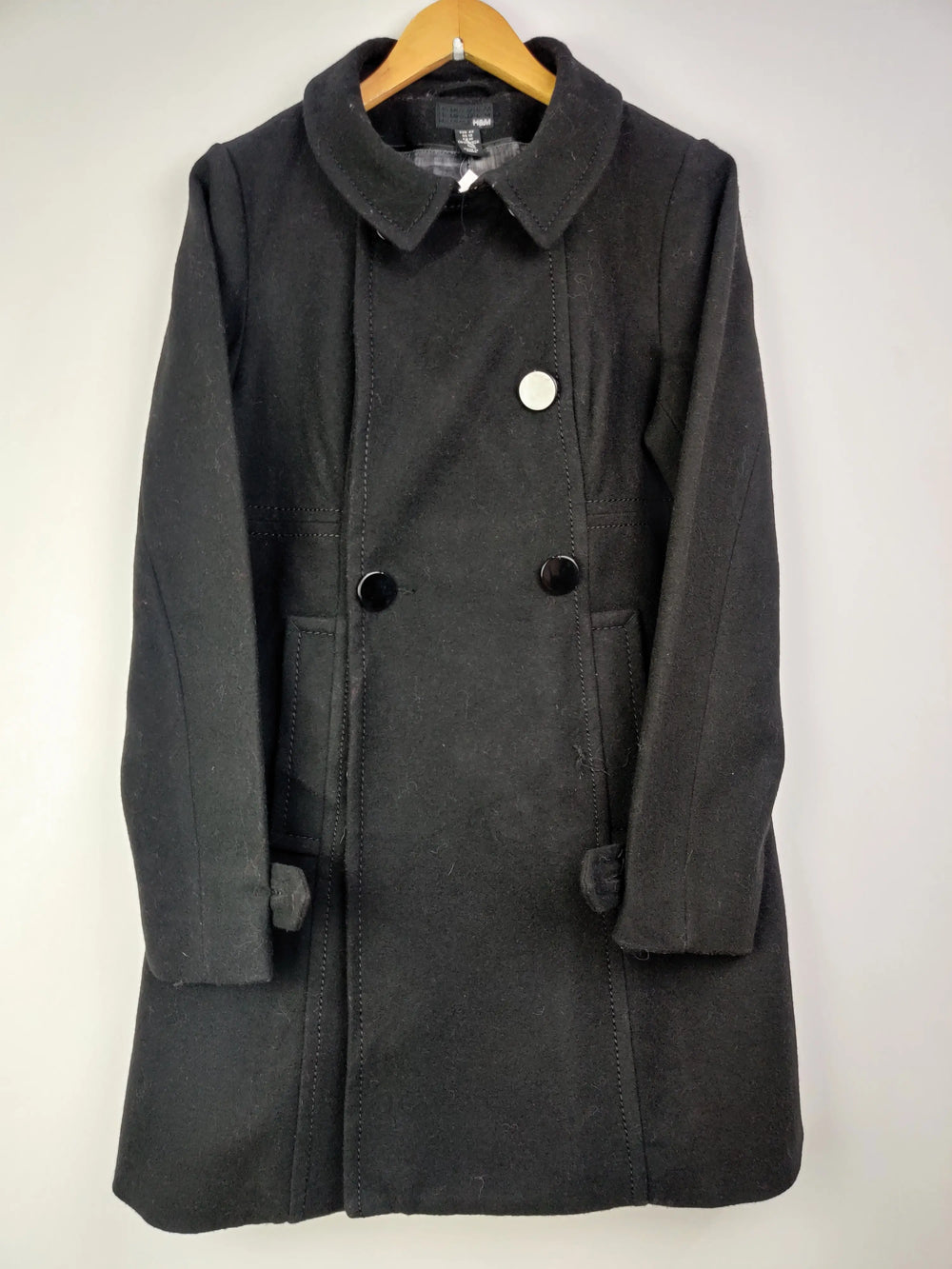 Buy online pre-used pre-loved 100% authentic & Original branded H&M (WC-2042) available in Pakistan. Top international brands avilable.