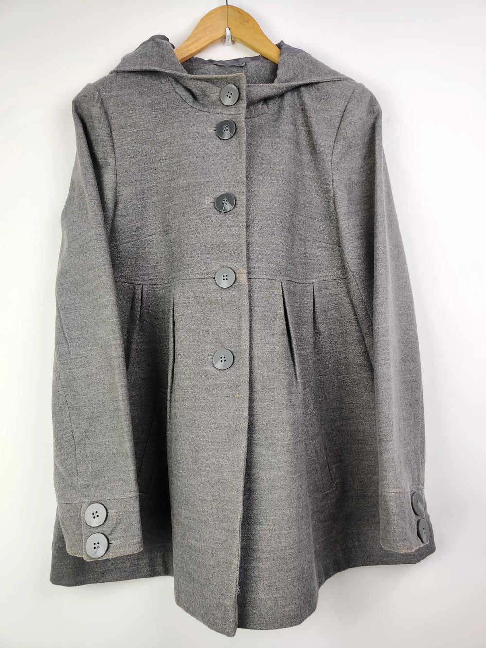 Buy online pre-used pre-loved 100% authentic & Original branded F&F (WC-2045) available in Pakistan. Top international brands avilable.